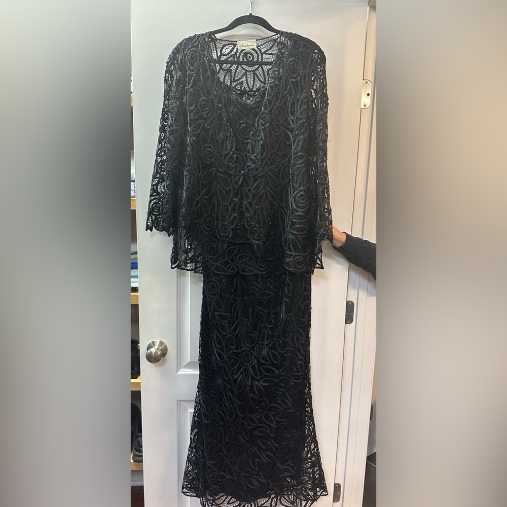Soulmates three piece women’s set size 16 formalwear